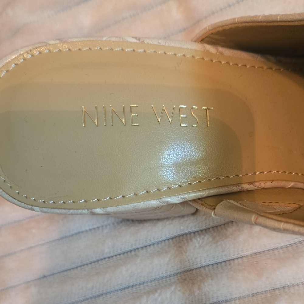 Nine West Beige Croc-Patterned Mules - Picture 2 of 13